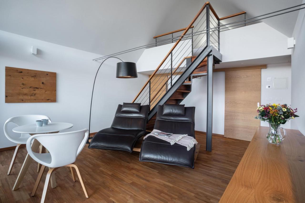 Nebesa Chalets Кобарид Экстерьер фото